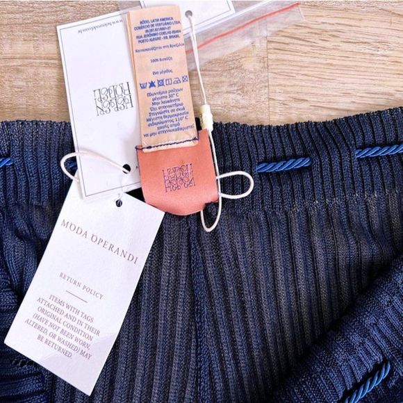 HELEN RODEL Epifania Navy Ribbed Knit Drawstring Bermuda Shorts NWT - Picture 12 of 12